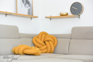 Designový polštář Knot