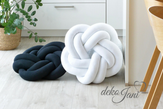 Designový polštář Knot